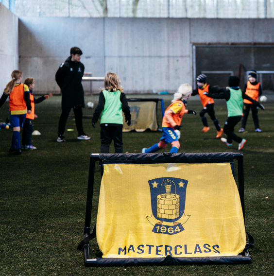 Fodboldtræning i Kostalden